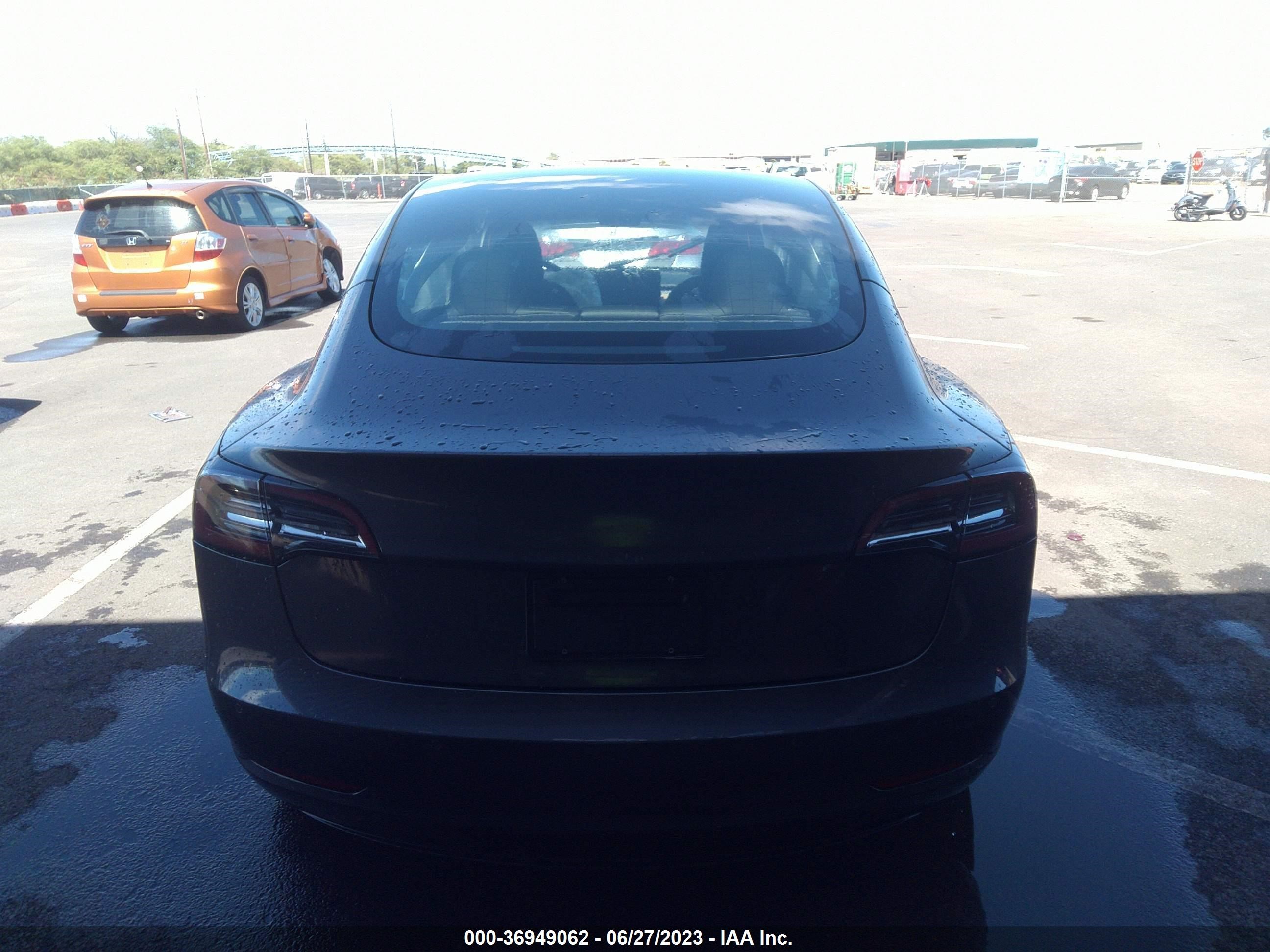 Photo 14 VIN: 5YJ3E1EAXMF981838 - TESLA MODEL 3 