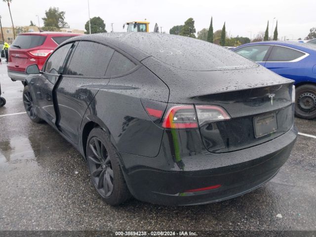 Photo 2 VIN: 5YJ3E1EAXMF997070 - TESLA MODEL 3 