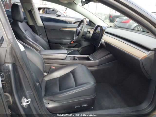 Photo 4 VIN: 5YJ3E1EAXNF109452 - TESLA MODEL 3 