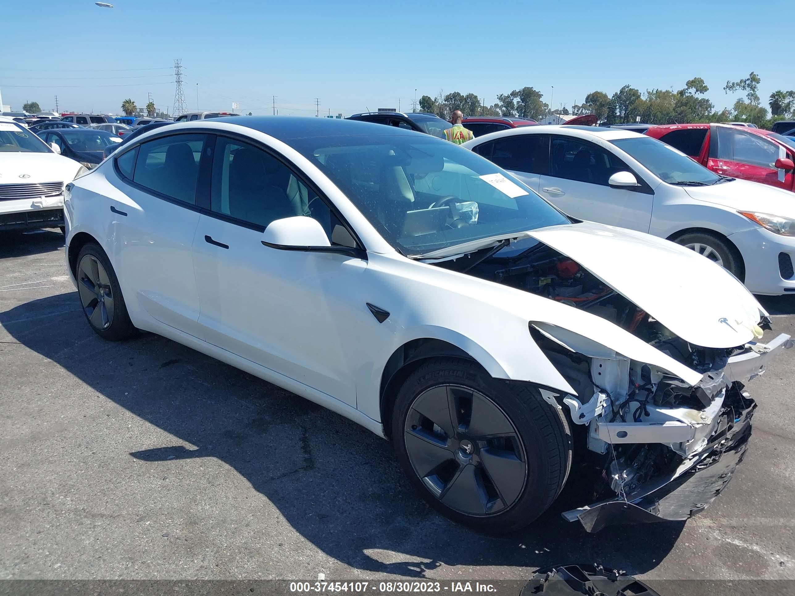 Photo 0 VIN: 5YJ3E1EAXNF115171 - TESLA MODEL 3 