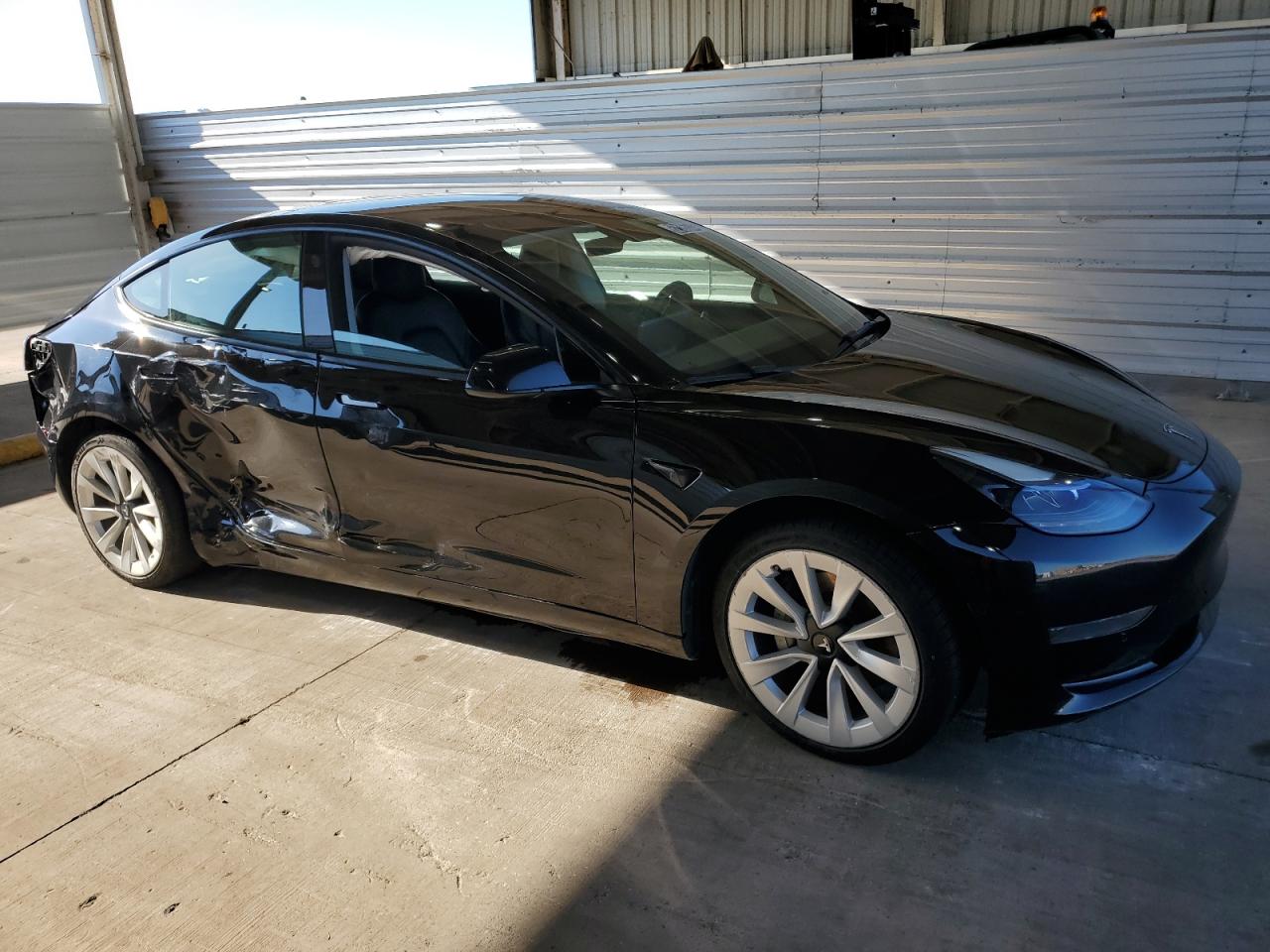 Photo 18 VIN: 5YJ3E1EAXNF190100 - TESLA MODEL 3 