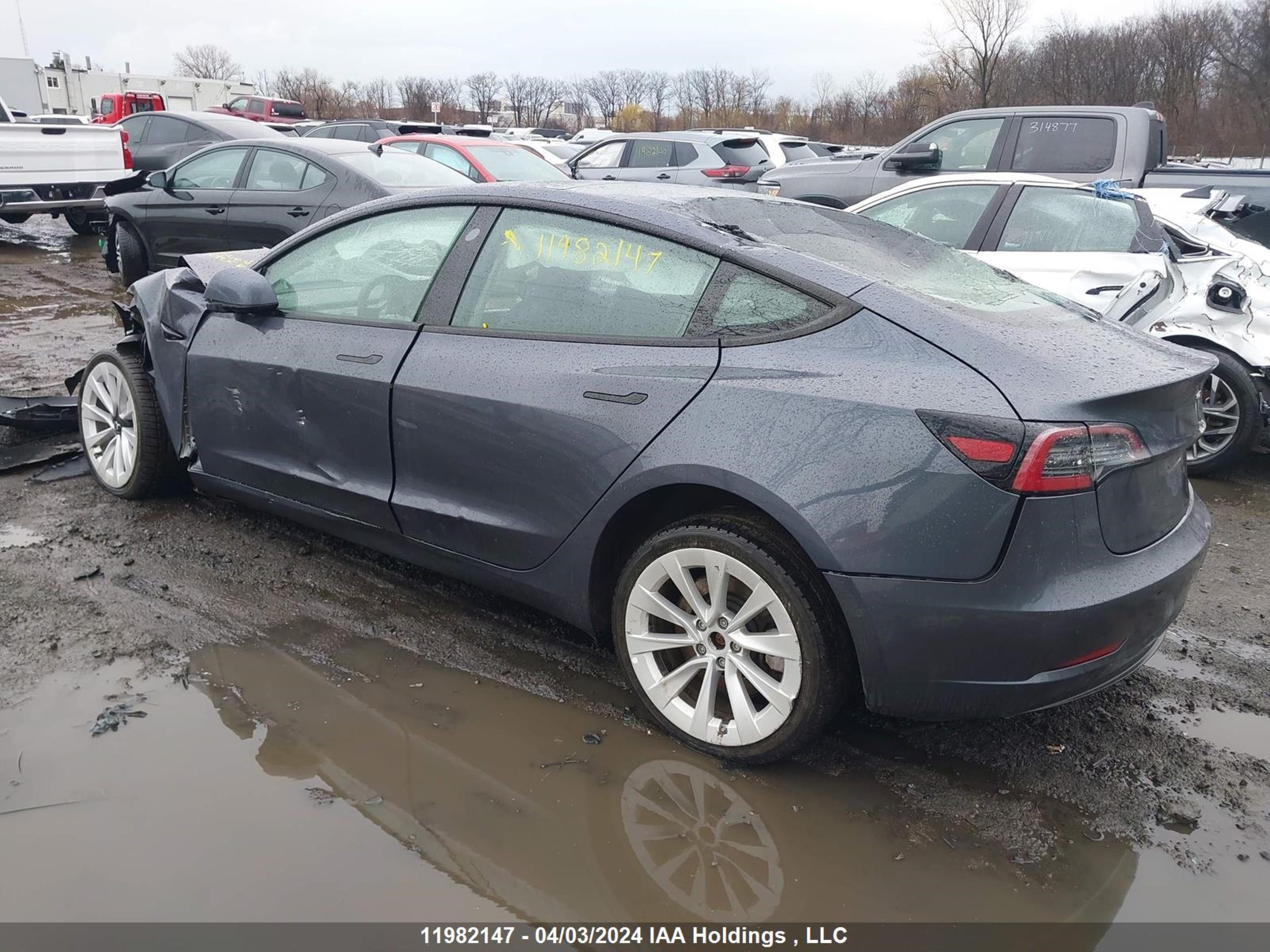 Photo 2 VIN: 5YJ3E1EAXNF258315 - TESLA MODEL 3 