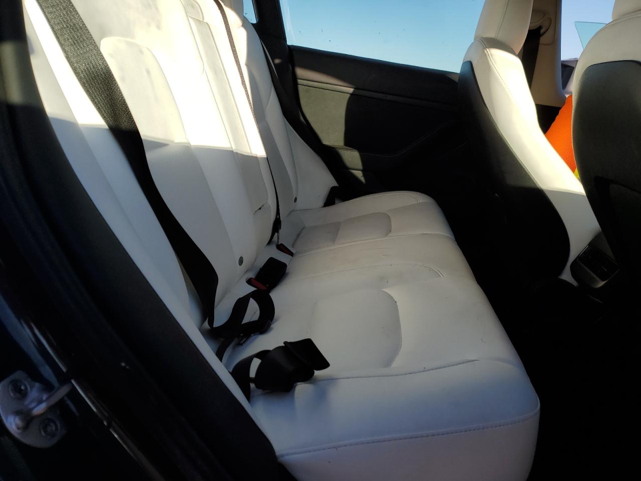 Photo 9 VIN: 5YJ3E1EAXNF302507 - TESLA MODEL 3 