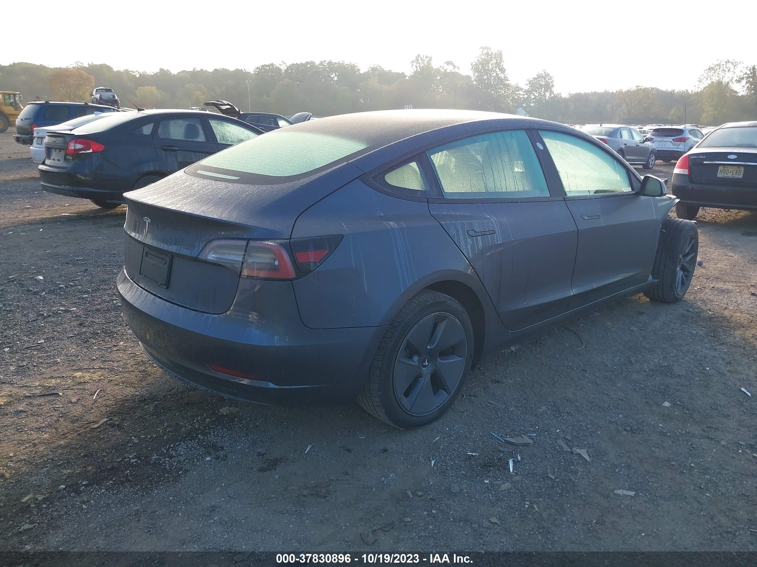 Photo 3 VIN: 5YJ3E1EAXNF307433 - TESLA MODEL 3 