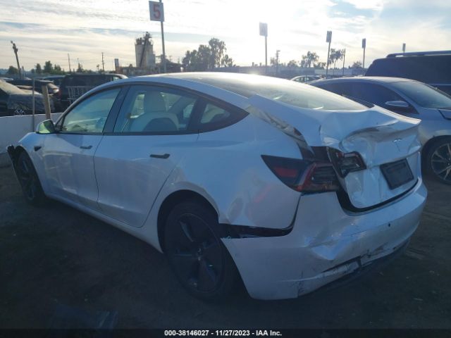 Photo 2 VIN: 5YJ3E1EAXNF315631 - TESLA MODEL 3 