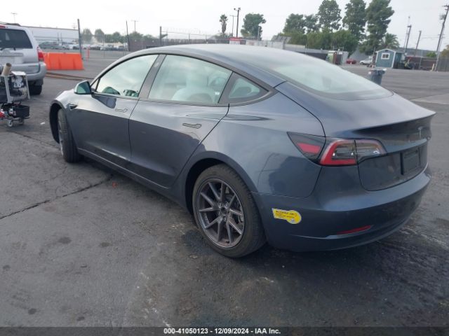 Photo 2 VIN: 5YJ3E1EAXNF360617 - TESLA MODEL 3 