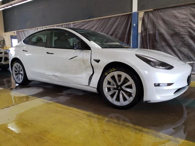 Photo 3 VIN: 5YJ3E1EAXPF449283 - TESLA MODEL 3 