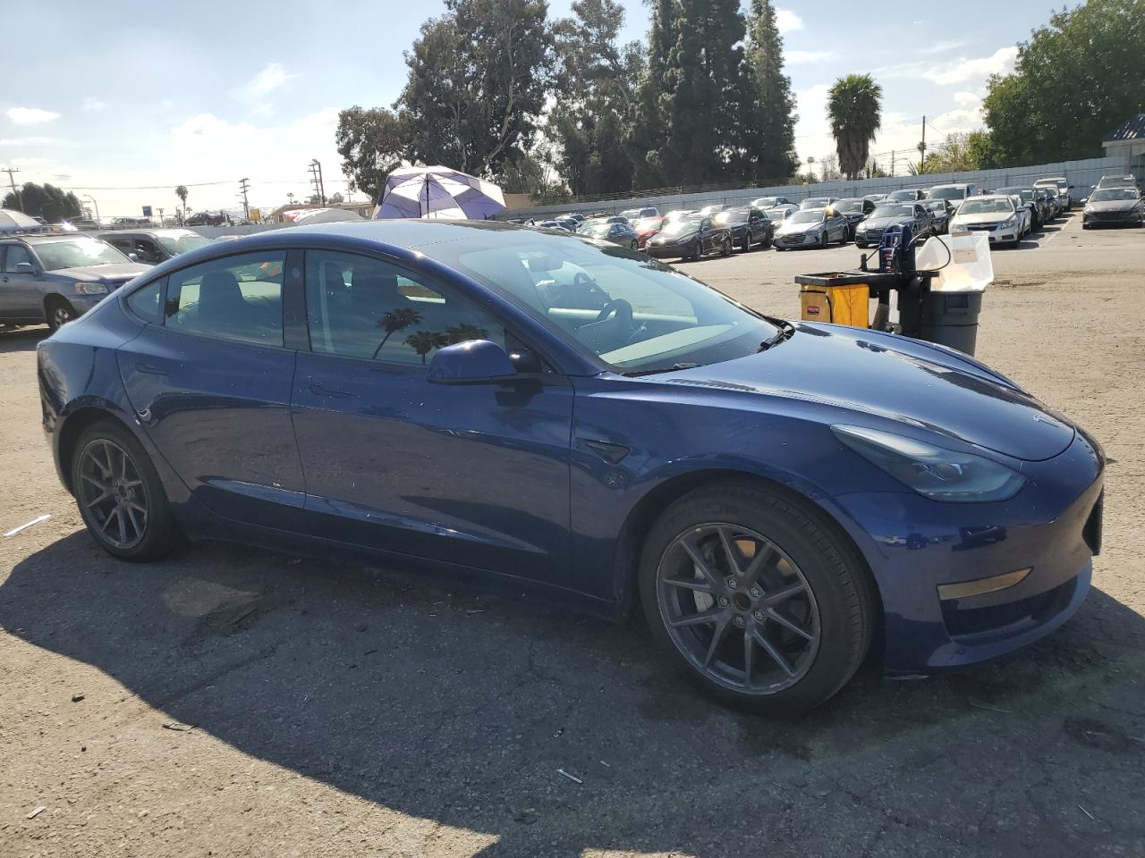 Photo 3 VIN: 5YJ3E1EAXPF451583 - TESLA MODEL 3 