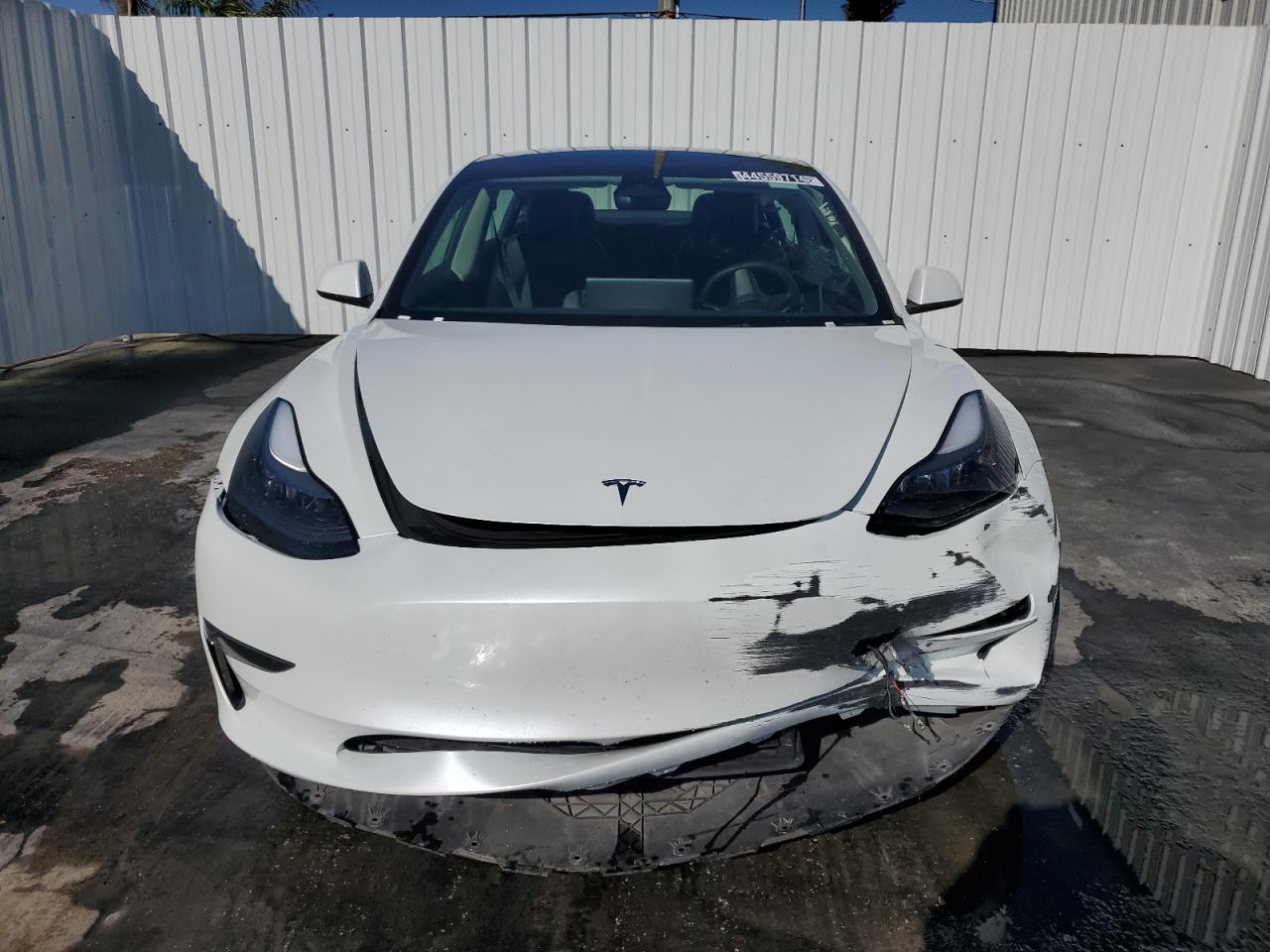 Photo 4 VIN: 5YJ3E1EAXPF456265 - TESLA MODEL 3 