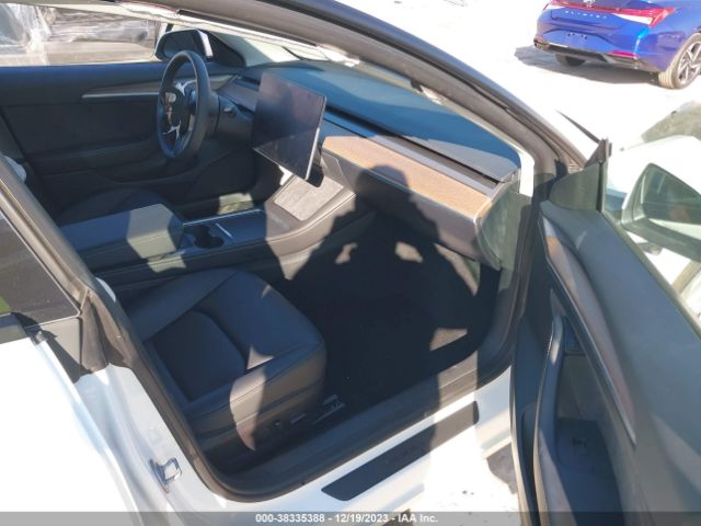 Photo 4 VIN: 5YJ3E1EAXPF461708 - TESLA MODEL 3 