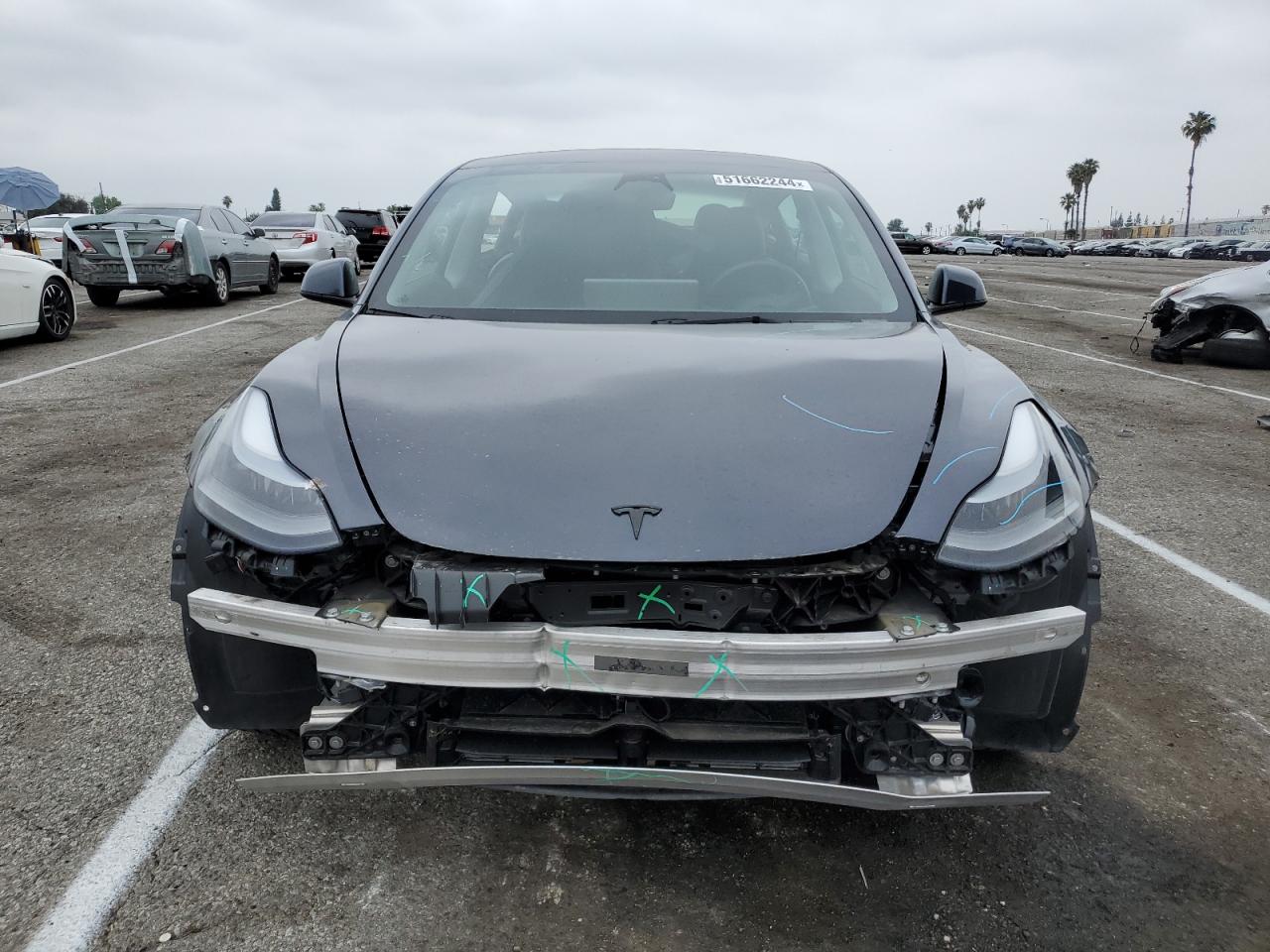 Photo 4 VIN: 5YJ3E1EAXPF462972 - TESLA MODEL 3 