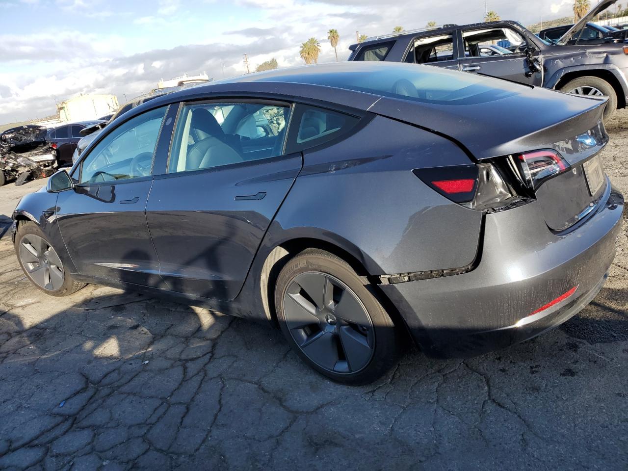 Photo 1 VIN: 5YJ3E1EAXPF504668 - TESLA MODEL 3 