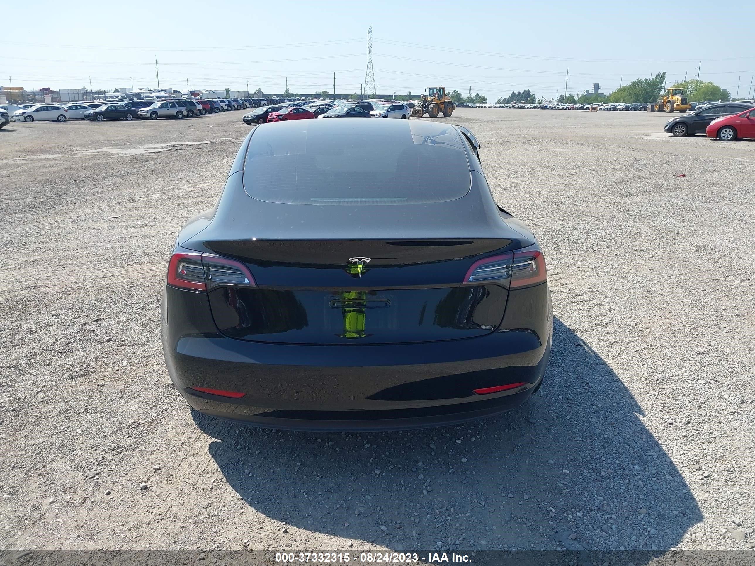 Photo 14 VIN: 5YJ3E1EAXPF512818 - TESLA MODEL 3 