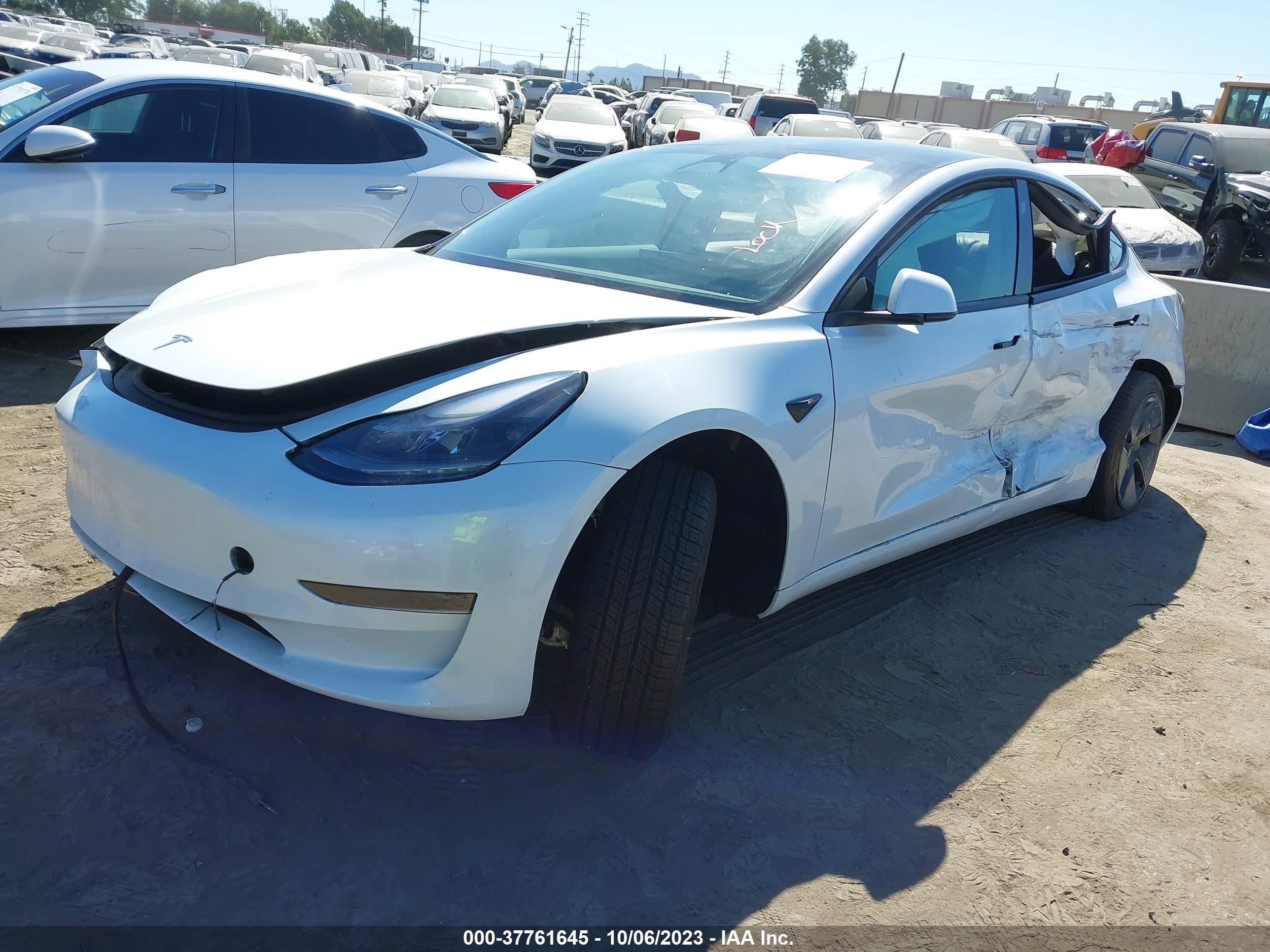 Photo 1 VIN: 5YJ3E1EAXPF543311 - TESLA MODEL 3 