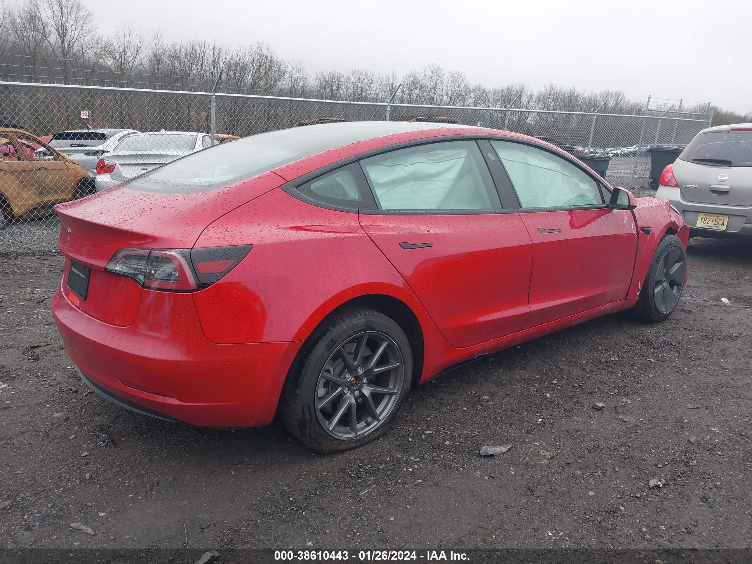 Photo 3 VIN: 5YJ3E1EAXPF563672 - TESLA MODEL 3 