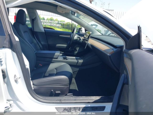 Photo 4 VIN: 5YJ3E1EAXPF602406 - TESLA MODEL 3 