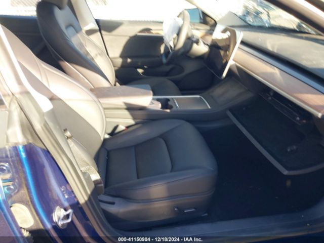 Photo 4 VIN: 5YJ3E1EAXPF616435 - TESLA MODEL 3 