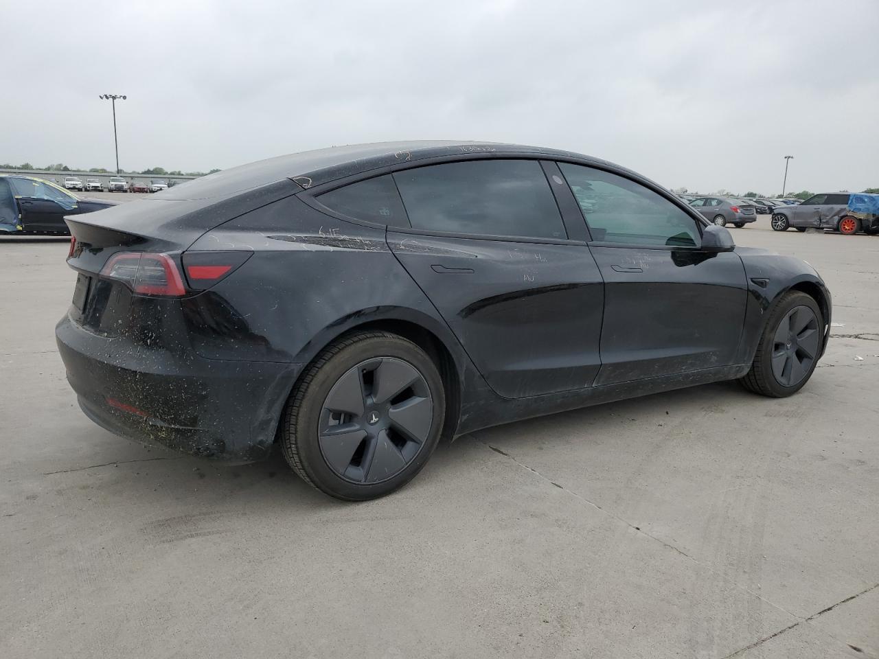 Photo 2 VIN: 5YJ3E1EAXPF675307 - TESLA MODEL 3 