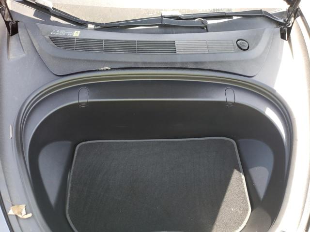 Photo 6 VIN: 5YJ3E1EB0JF066145 - TESLA MODEL 3 