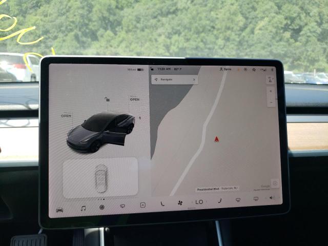 Photo 8 VIN: 5YJ3E1EB0JF066145 - TESLA MODEL 3 