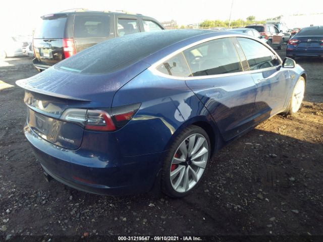 Photo 3 VIN: 5YJ3E1EB0JF074164 - TESLA MODEL 3 