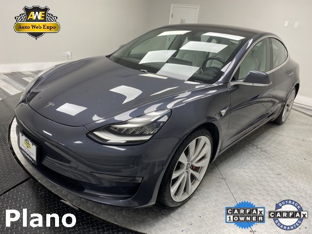 Photo 4 VIN: 5YJ3E1EB0JF079168 - TESLA MODEL 3 