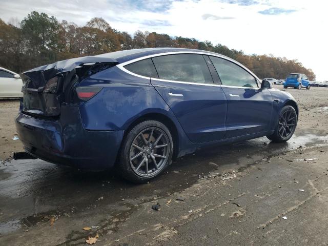 Photo 2 VIN: 5YJ3E1EB0JF088579 - TESLA MODEL 3 