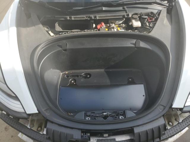 Photo 10 VIN: 5YJ3E1EB0JF088999 - TESLA MODEL 3 