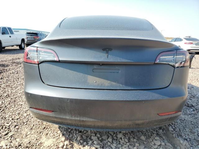 Photo 5 VIN: 5YJ3E1EB0JF096083 - TESLA MODEL 3 