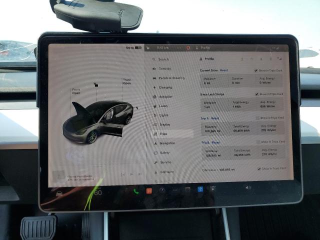 Photo 8 VIN: 5YJ3E1EB0JF096083 - TESLA MODEL 3 