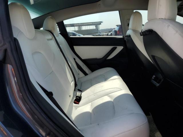 Photo 9 VIN: 5YJ3E1EB0JF096083 - TESLA MODEL 3 