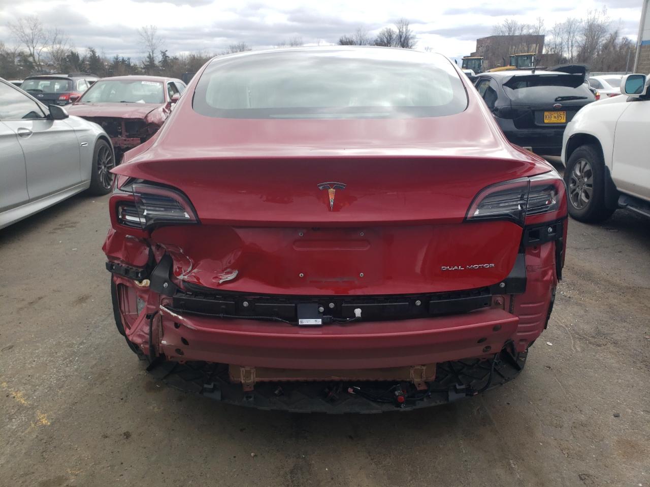 Photo 5 VIN: 5YJ3E1EB0JF097430 - TESLA MODEL 3 