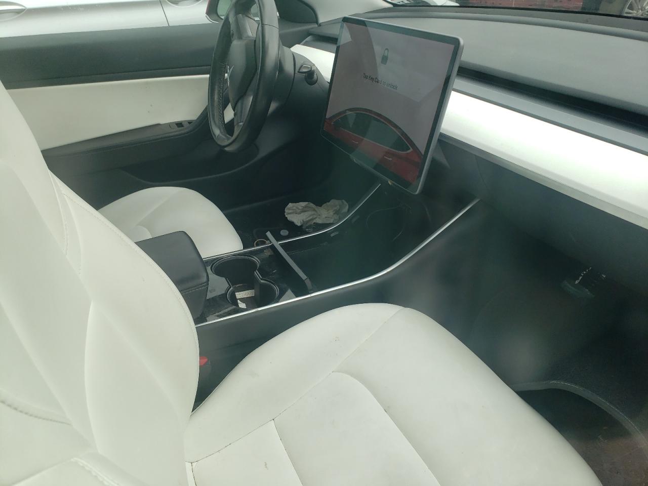 Photo 7 VIN: 5YJ3E1EB0JF097430 - TESLA MODEL 3 