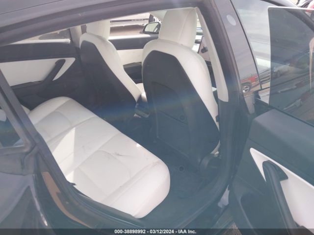 Photo 7 VIN: 5YJ3E1EB0JF099257 - TESLA MODEL 3 