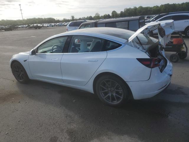 Photo 1 VIN: 5YJ3E1EB0JF100035 - TESLA MODEL 3 