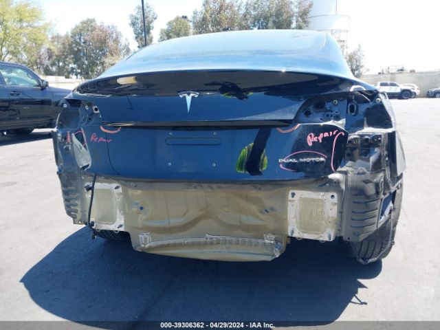 Photo 5 VIN: 5YJ3E1EB0JF103467 - TESLA MODEL 3 