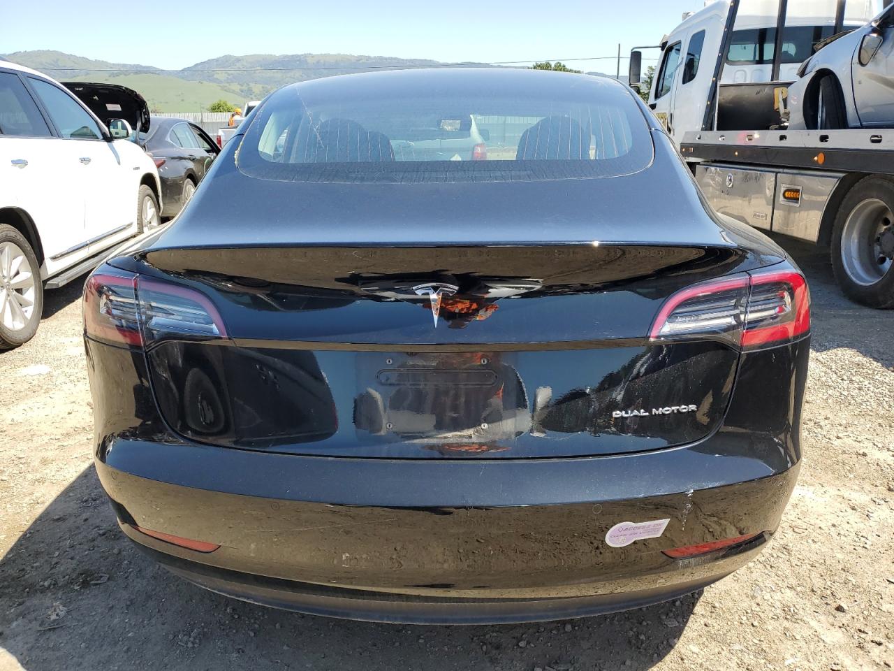 Photo 5 VIN: 5YJ3E1EB0JF127509 - TESLA MODEL 3 