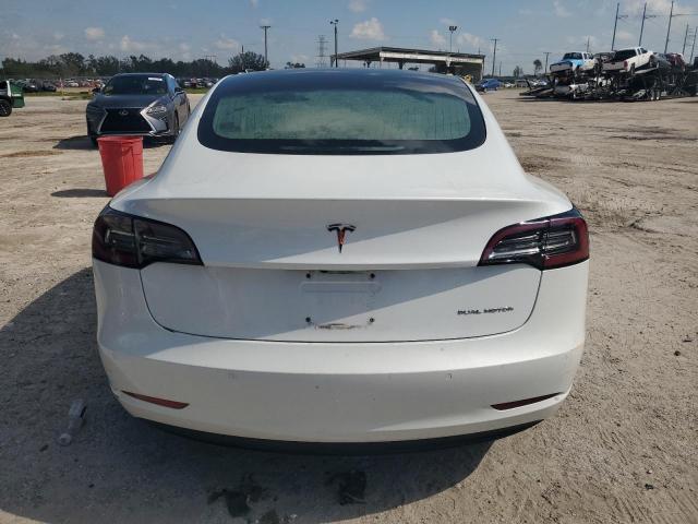 Photo 5 VIN: 5YJ3E1EB0JF134279 - TESLA MODEL 3 