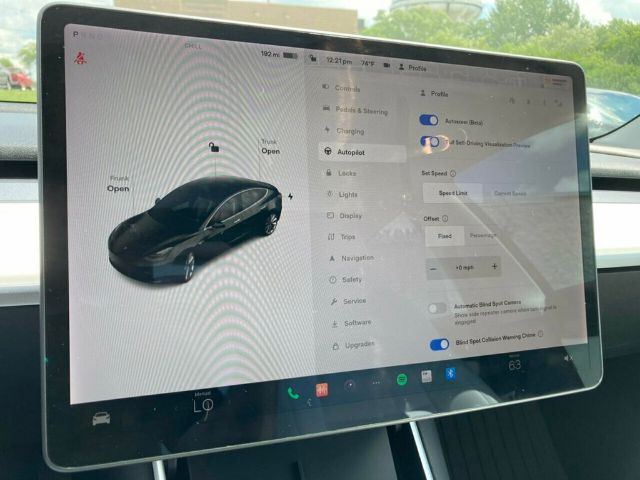 Photo 4 VIN: 5YJ3E1EB0JF134895 - TESLA MODEL 3 