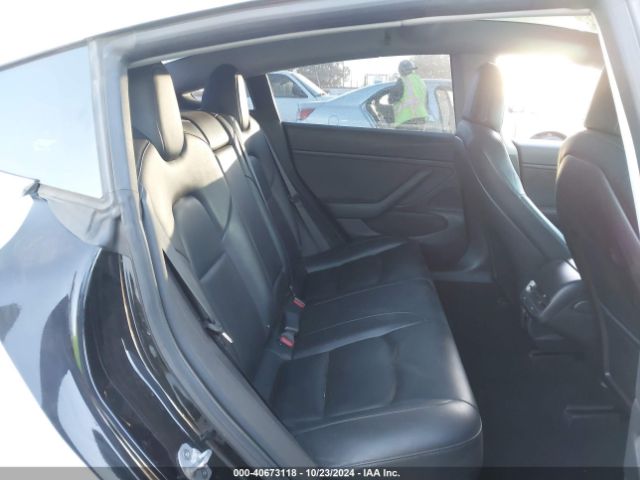 Photo 7 VIN: 5YJ3E1EB0JF144438 - TESLA MODEL 3 