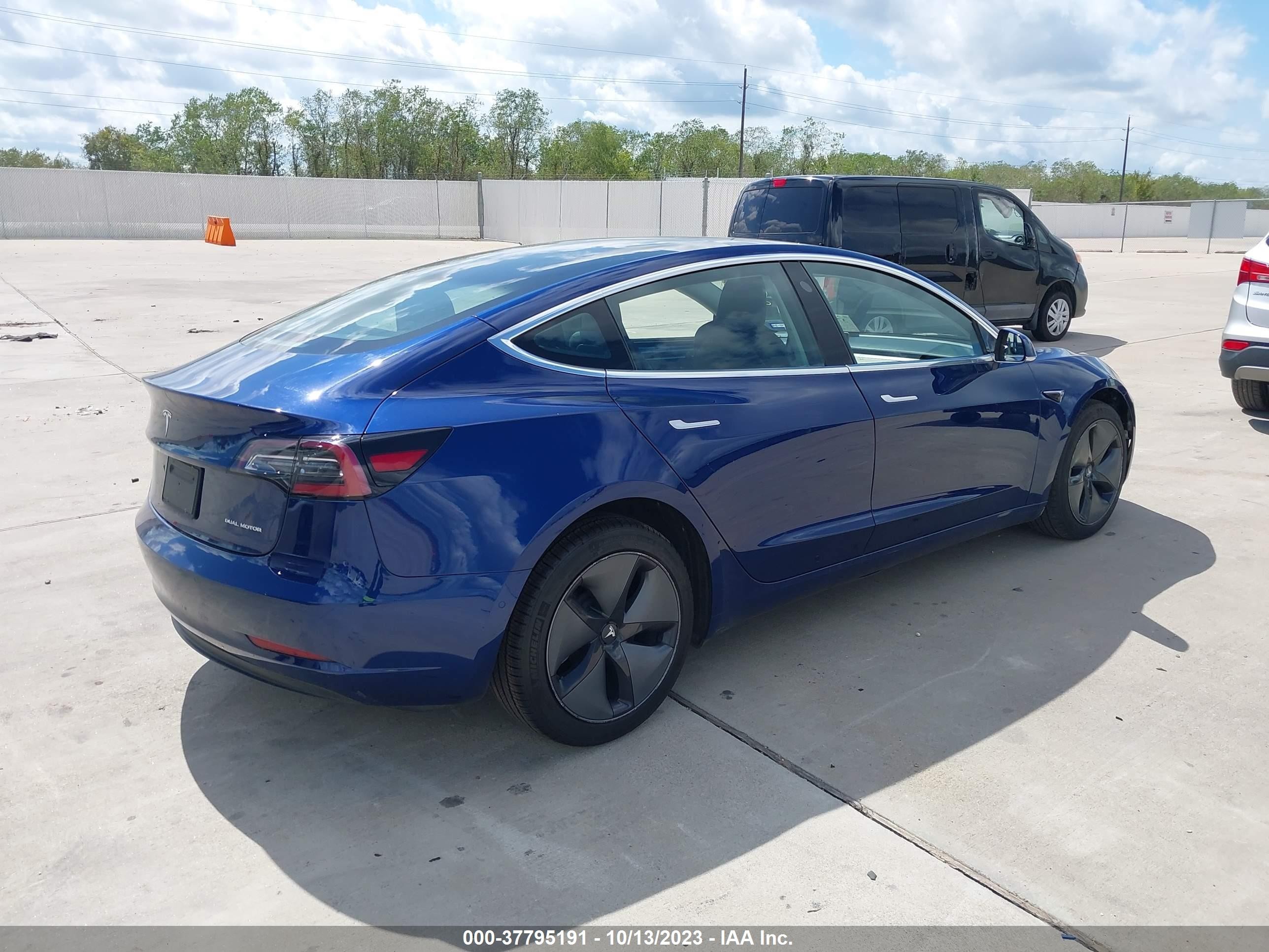 Photo 3 VIN: 5YJ3E1EB0KF191356 - TESLA MODEL 3 