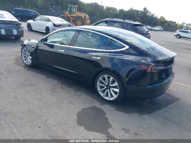 Photo 2 VIN: 5YJ3E1EB0KF453439 - TESLA MODEL 3 