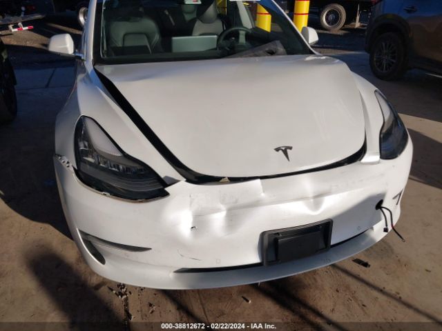 Photo 5 VIN: 5YJ3E1EB0KF512389 - TESLA MODEL 3 