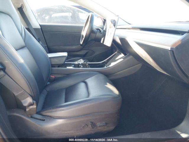 Photo 4 VIN: 5YJ3E1EB0LF638432 - TESLA MODEL 3 