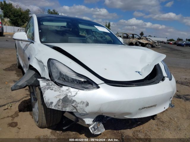 Photo 5 VIN: 5YJ3E1EB0LF667638 - TESLA MODEL 3 