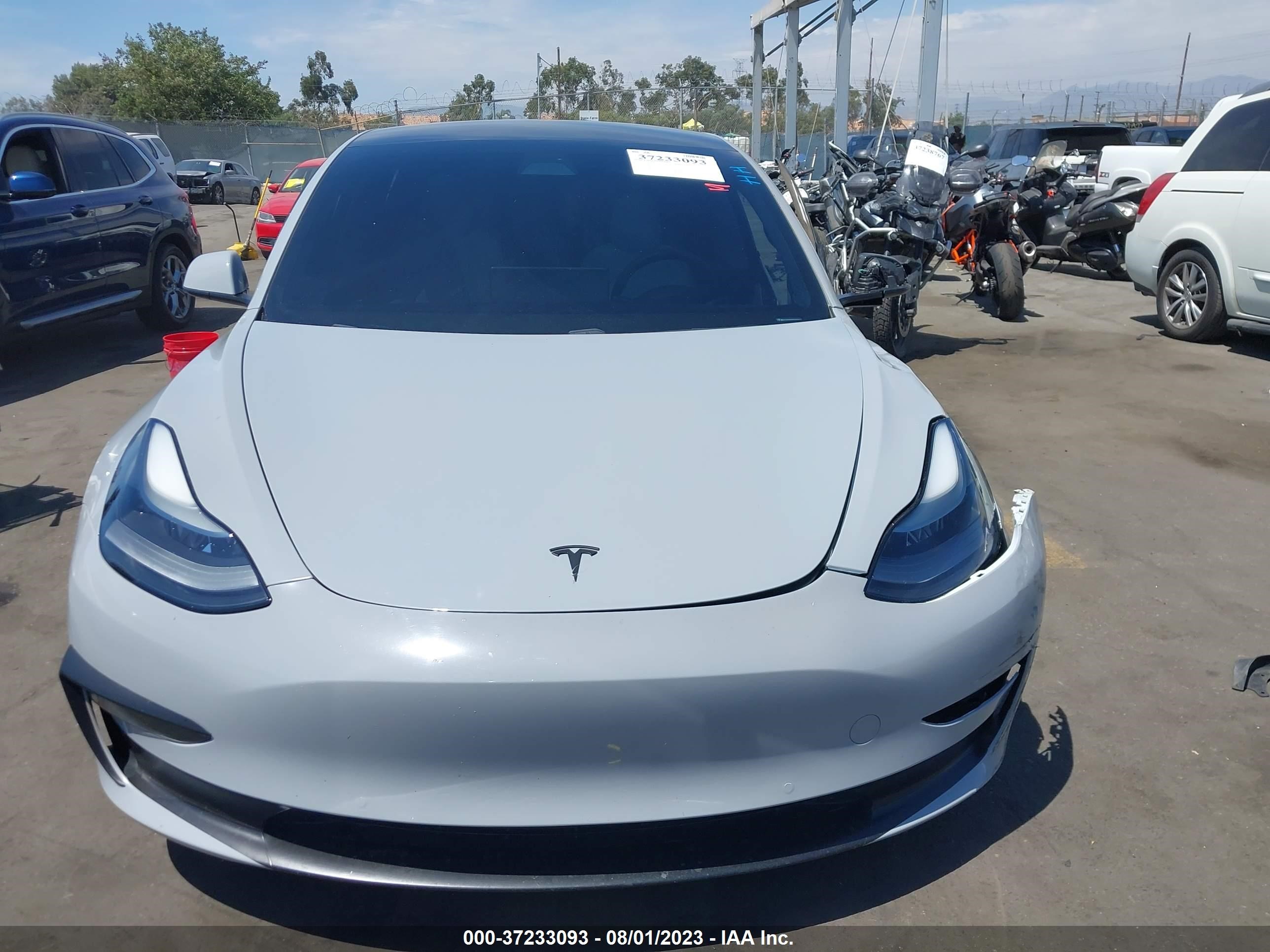 Photo 10 VIN: 5YJ3E1EB0MF004278 - TESLA MODEL 3 