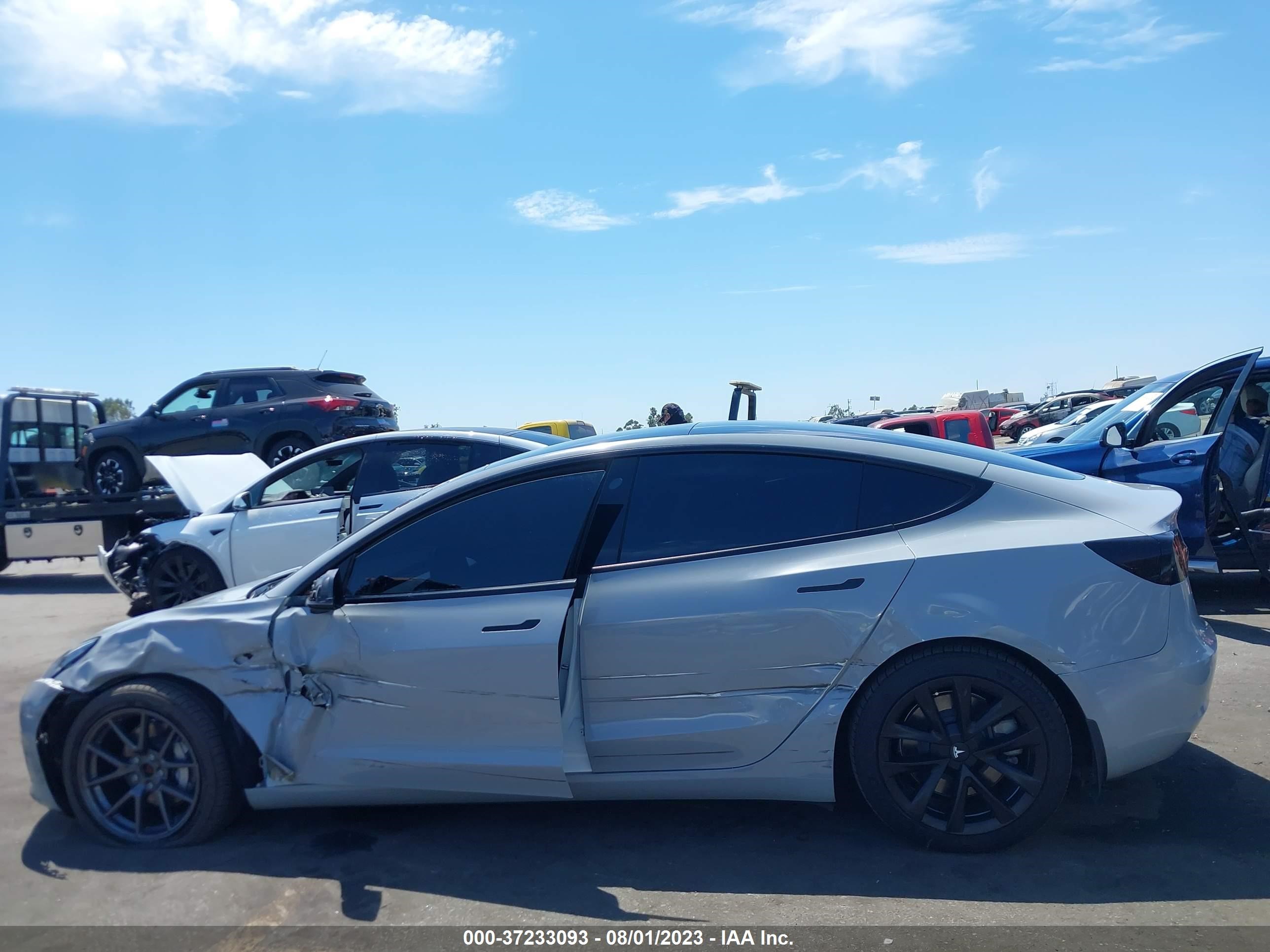 Photo 12 VIN: 5YJ3E1EB0MF004278 - TESLA MODEL 3 