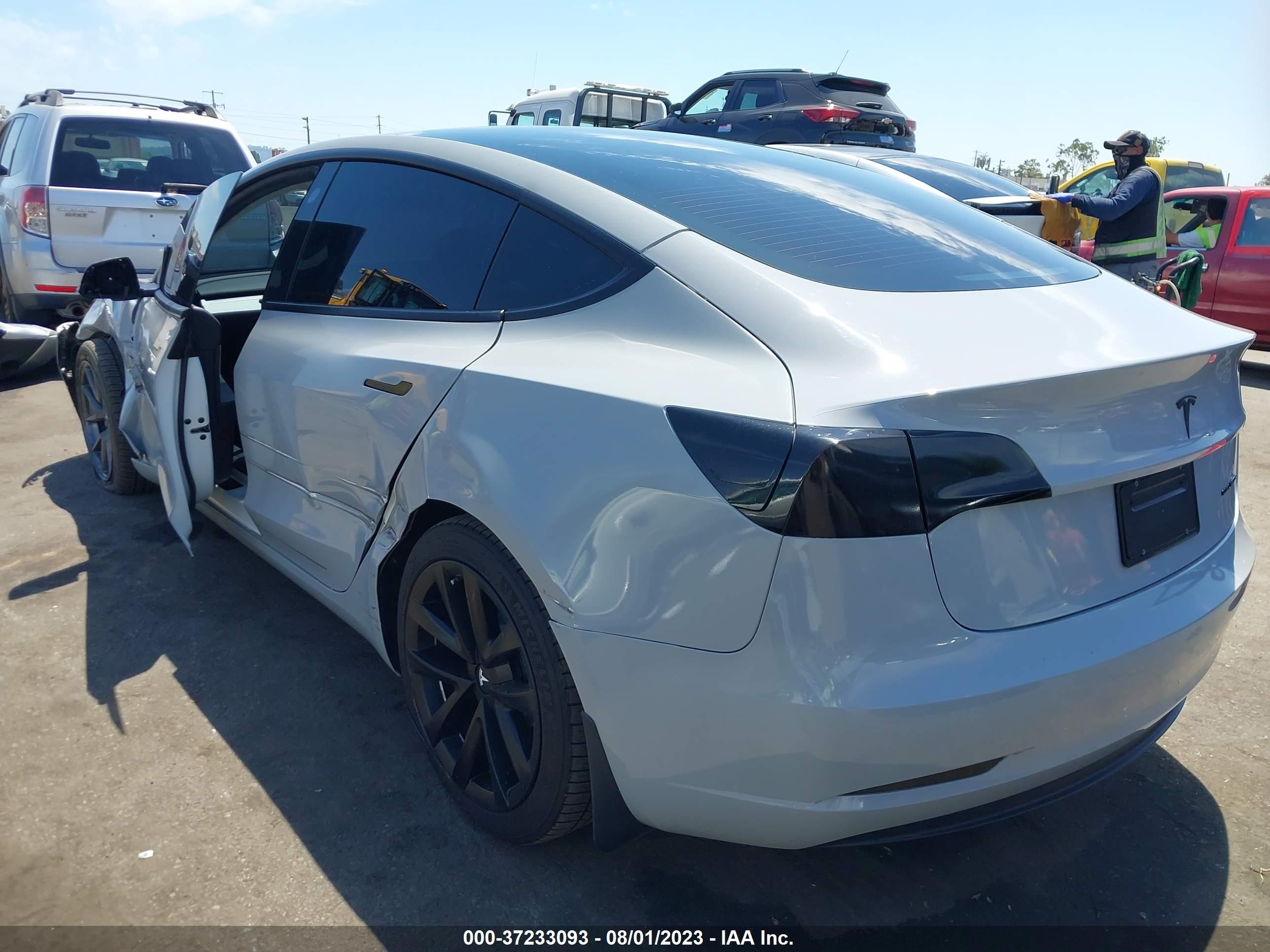 Photo 2 VIN: 5YJ3E1EB0MF004278 - TESLA MODEL 3 