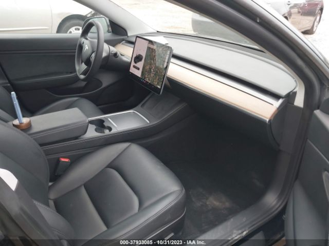 Photo 4 VIN: 5YJ3E1EB0MF927229 - TESLA MODEL 3 