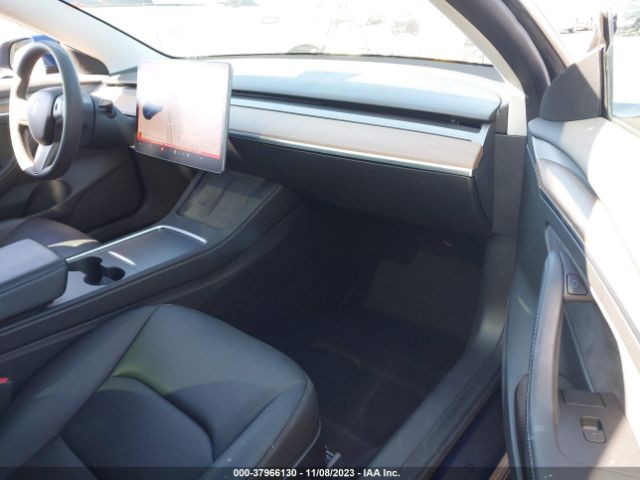 Photo 4 VIN: 5YJ3E1EB0NF115611 - TESLA MODEL 3 